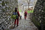 Alle spettacolari Sorgenti dell’Enna da Vedeseta di Val Taleggio l’8 aprile 2019- FOTOGALLERY